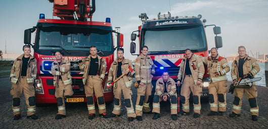 La région de l’IJsselland modernise les uniformes de ses pompiers