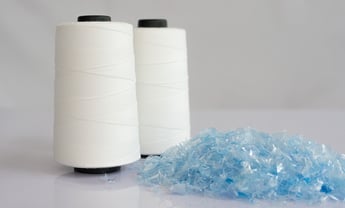Recycelte Polyesterfasern in Schutzgeweben und Sicherheitskleidung